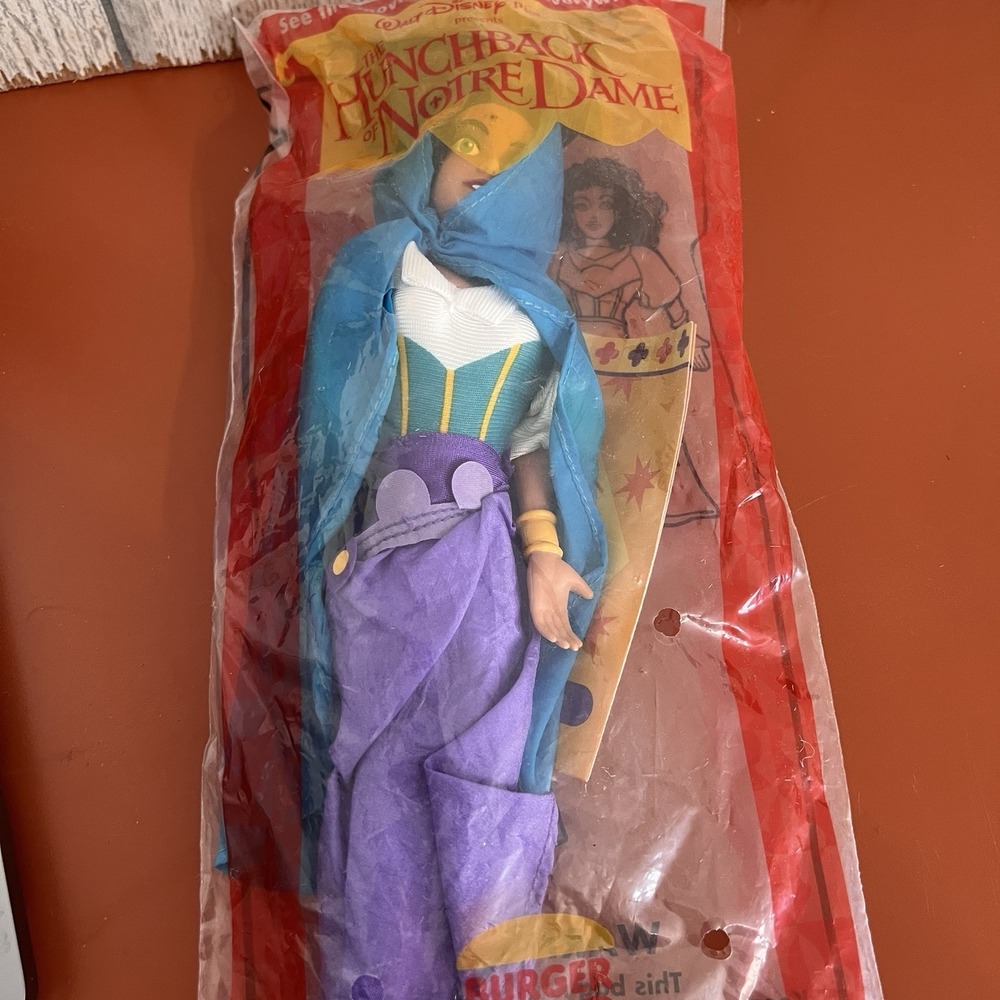 Vintage Burger King Disney Hunchback of Notre Dame Doll Esmeralda NIP Kids Toy‎